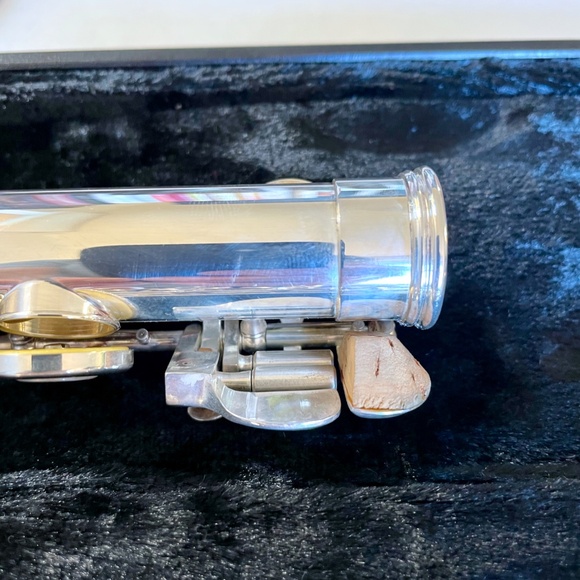 Gemeinhardt 3SHB (French style, inline G, sterling headjoint, plated body) - Picture 13 of 16